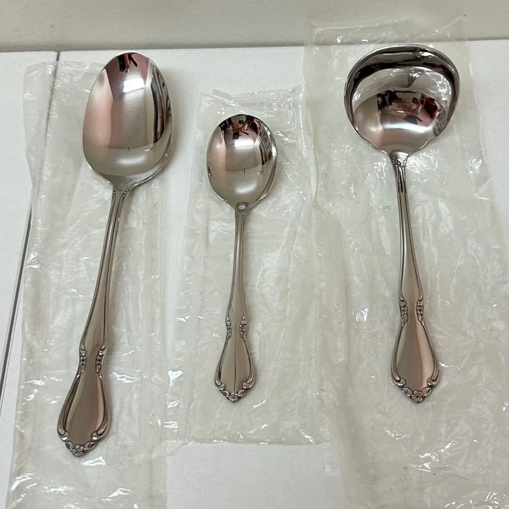 Oneida Chateau Stainless Steel Flatware 3pc Set Serving Soup Tea Spoons USA